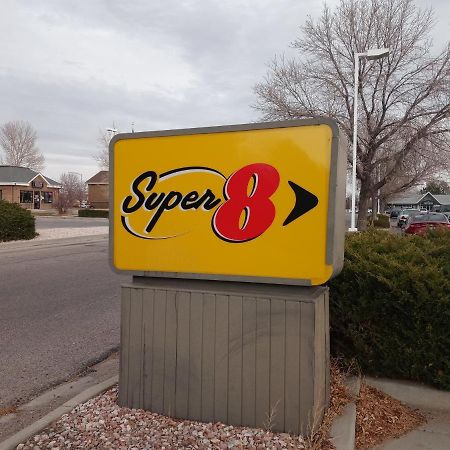 Super 8 By Wyndham Windsor Hotell Exteriör bild
